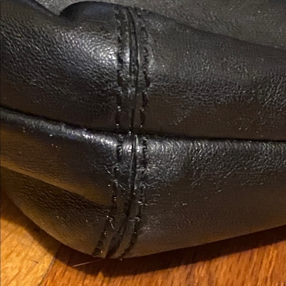 Coach Soho F17217 Vintage Rare Black Leather Shoulder Bag EUC - Picture 10 of 16